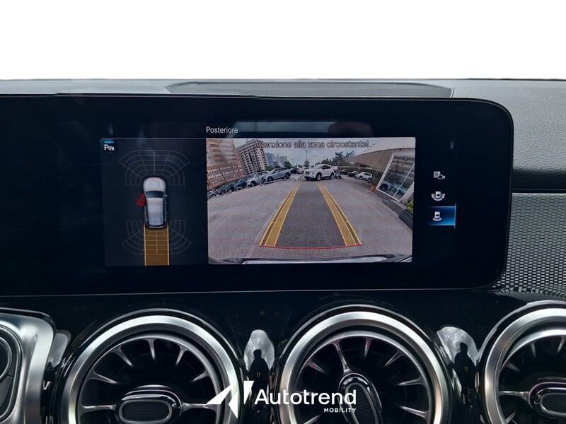 Mercedes-Benz GLB 180 d 116 CV Automatica NAVI LED Business Extra