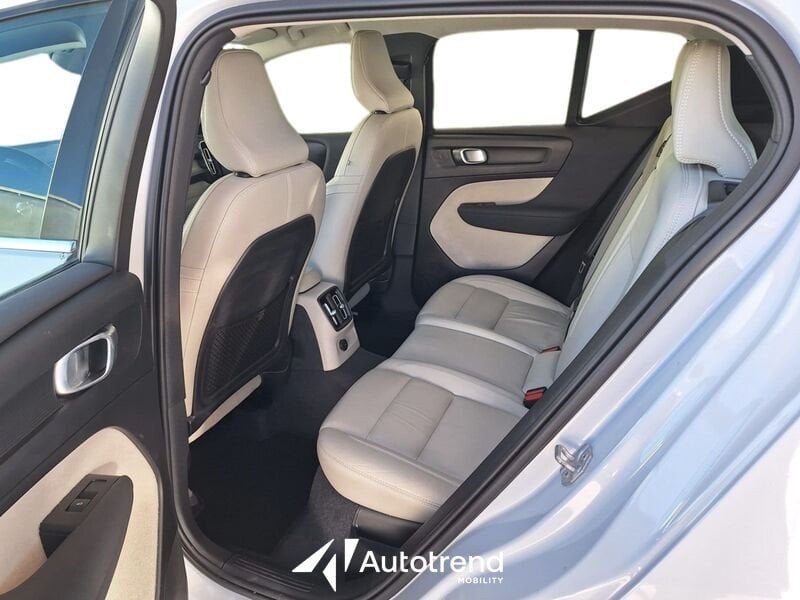 Volvo XC40 Recharge T4 129+14 CV Recharge Plug-In Hybrid Inscription