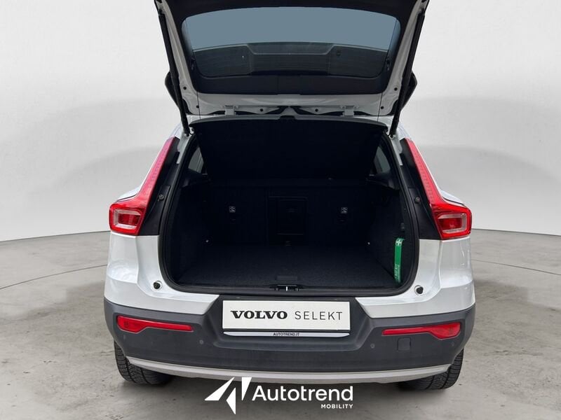 Volvo XC40 Recharge T5 180+82 CV Recharge Plug-In Hybrid Inscription Expression