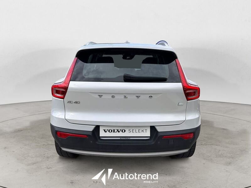 Volvo XC40 Recharge T5 180+82 CV Recharge Plug-In Hybrid Inscription Expression