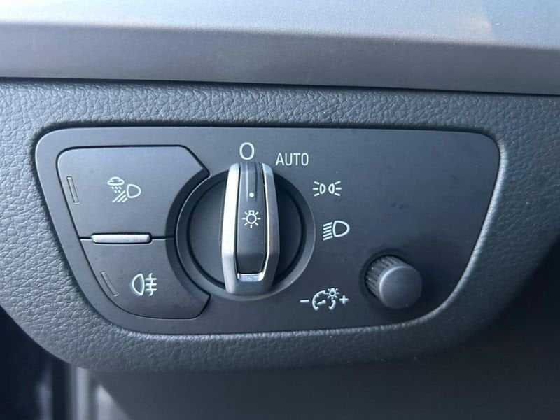 Audi Q5  35 TDI 163 CV Automatica S tronic NAVI LED Business