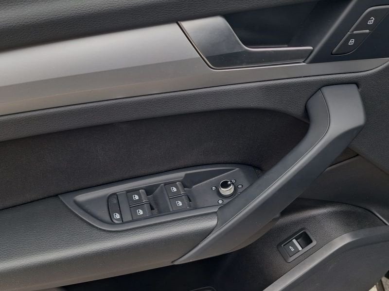 Audi Q5  35 TDI 163 CV Automatica S tronic S Line