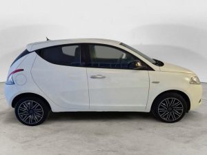 Lancia Ypsilon 1.0 FireFly 70 CV Hybrid Ecochic Gold S&S