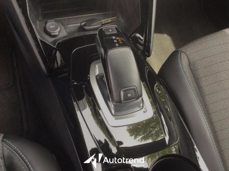 Peugeot 2008  1.5 BlueHDi 130 CV Automatica EAT8 Allure NAVI LED S&S