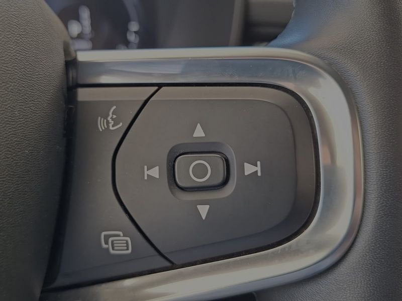 Volvo   T5 180+82 CV Plug-In Hybrid Recharge R-Design