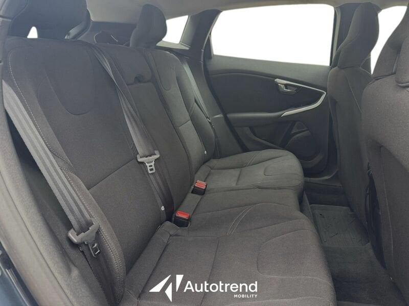 Volvo V40  D2 120 CV NAVI Business