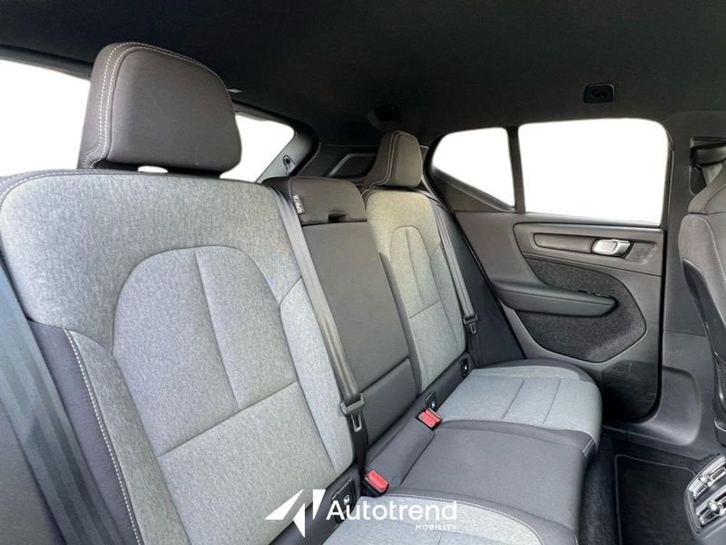 Volvo XC40  B3 163+14 CV Automatico LED Core