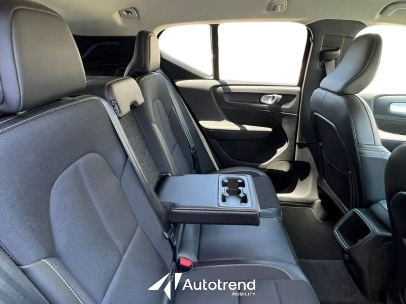 Volvo XC40  D3 150 CV AWD Automatica NAVI LED Business Plus