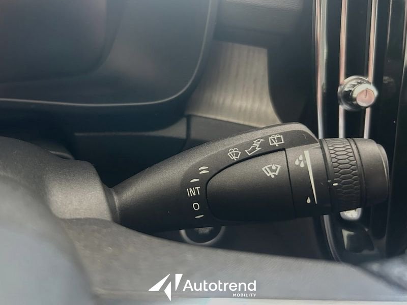 Volvo XC40  D3 150 CV AWD Automatica NAVI LED Inscription N1 Autocarro