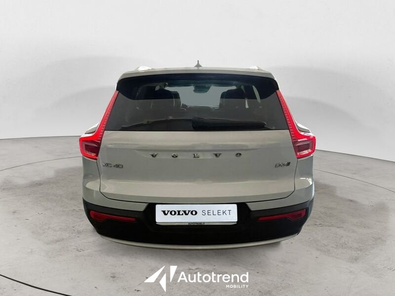 Volvo XC40  D3 150 CV AWD Automatica NAVI LED Inscription N1 Autocarro