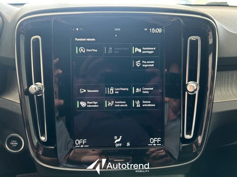 Volvo XC40  D3 150 CV AWD Automatica NAVI LED Inscription N1 Autocarro