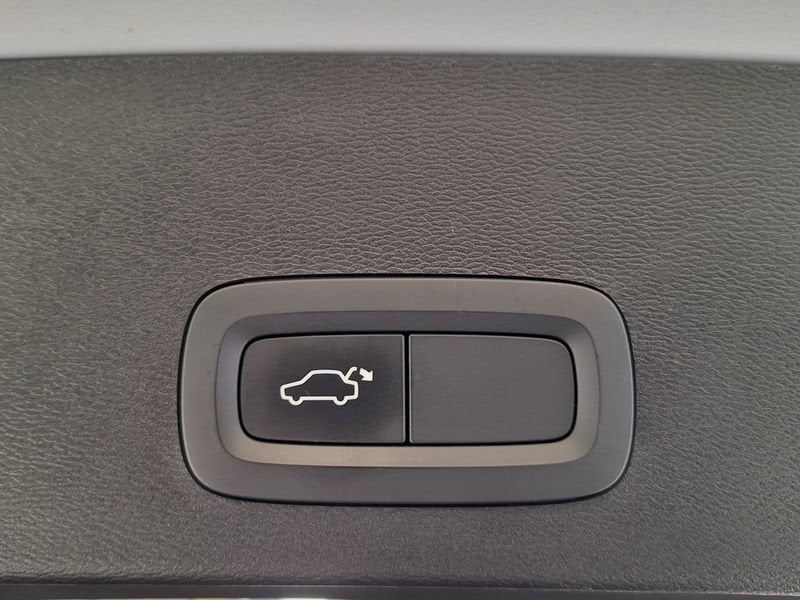 Volvo XC40  D3 150 CV AWD NAVI LED Business Plus