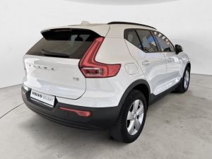 Volvo XC40  T2 129 CV Automatico Momentum Core