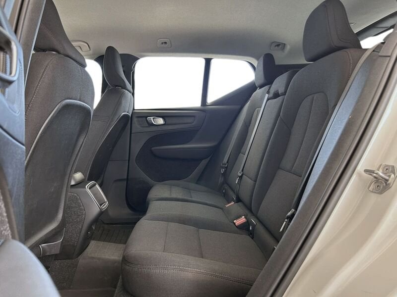 Volvo XC40  T2 129 CV Automatico Momentum Core