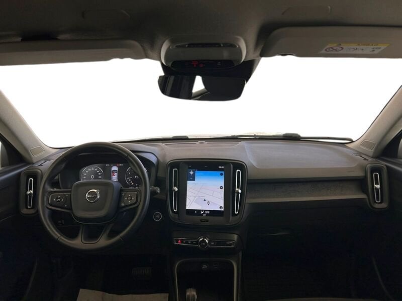 Volvo XC40  T2 129 CV Automatico Momentum Core