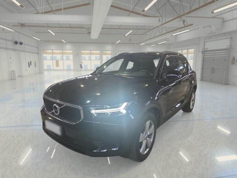 Volvo XC40  T2 129 CV Automatico Momentum Core
