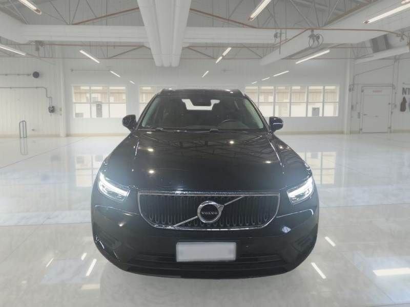 Volvo XC40  T2 129 CV Automatico Momentum Core