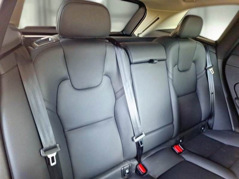 Volvo XC60  B4 197+14 CV Mild Hybrid Diesel Automatico Plus Bright