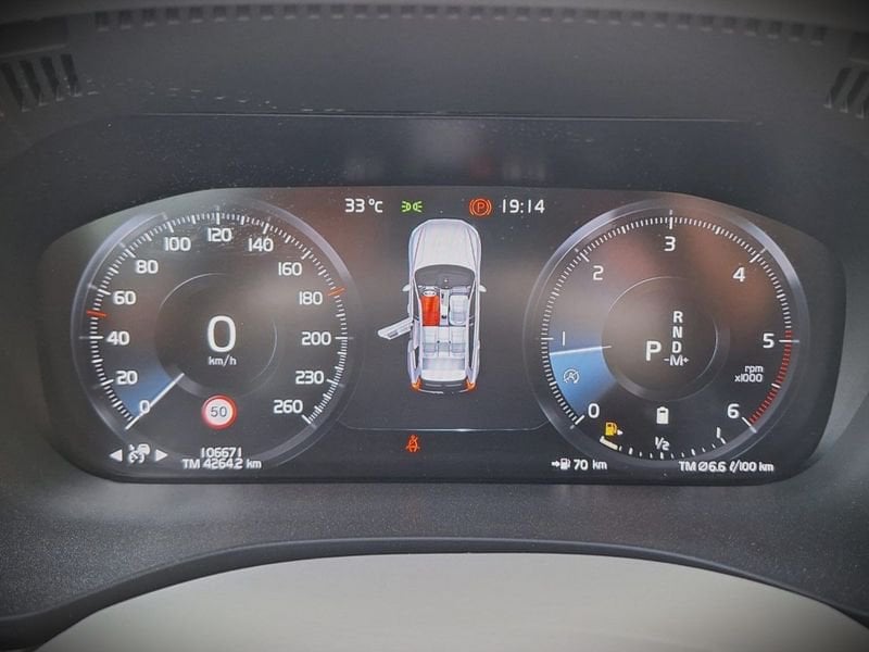 Volvo XC60  B5 235+14 CV AWD Mild-Hybrid Diesel Automatico Inscription