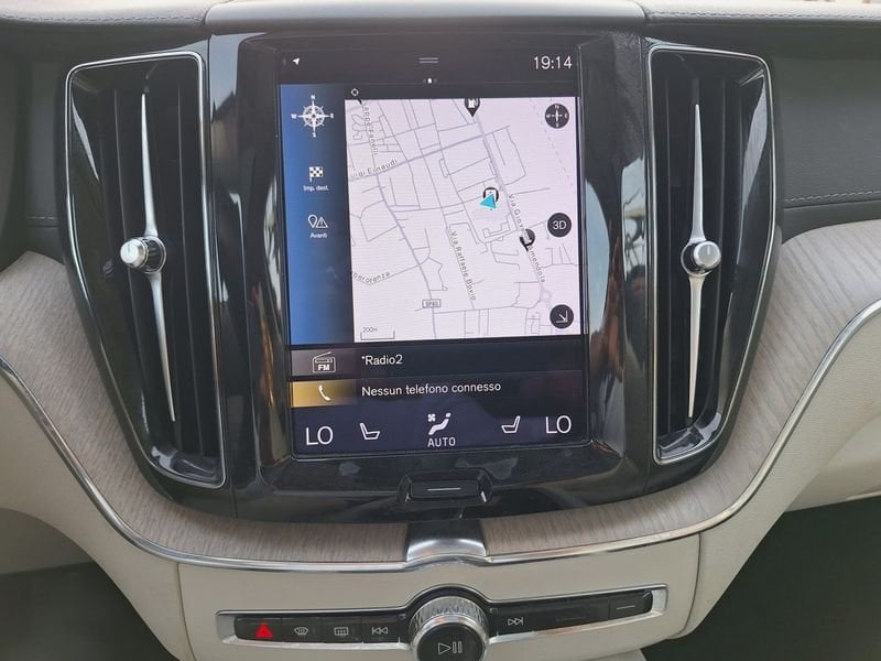 Volvo XC60  B5 235+14 CV AWD Mild-Hybrid Diesel Automatico Inscription
