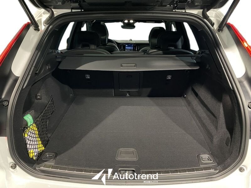 Volvo XC60  T8 Recharge 455 CV AWD Plug-in Hybrid Polestar Engineered