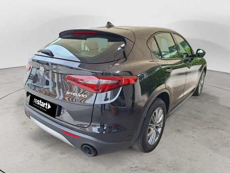 Alfa Romeo Stelvio  2.2 Turbo Diesel 160 CV Automatica AT8 Super Business RWD