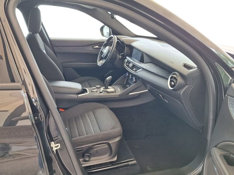 Alfa Romeo Stelvio  2.2 Turbo Diesel 160 CV Automatica AT8 Super Business RWD