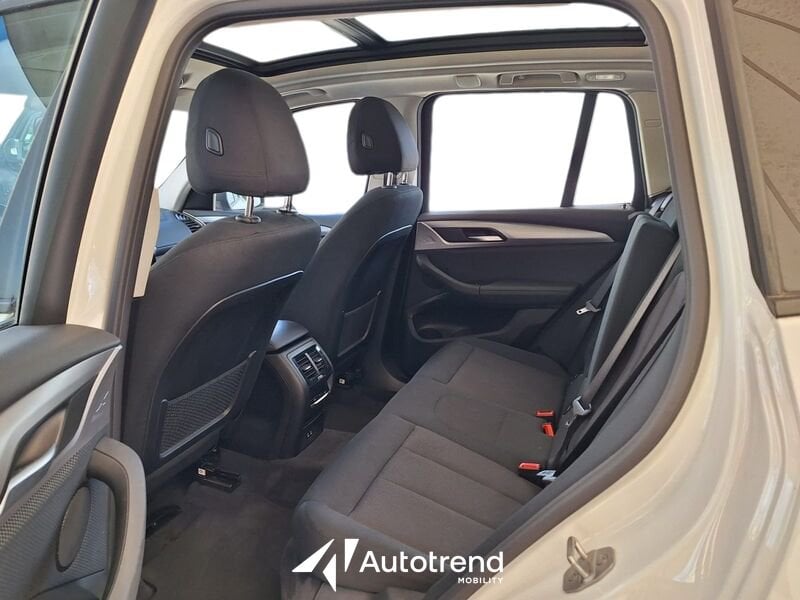 BMW X3  sDrive18d 150 CV Automatica NAVI Business Advantage