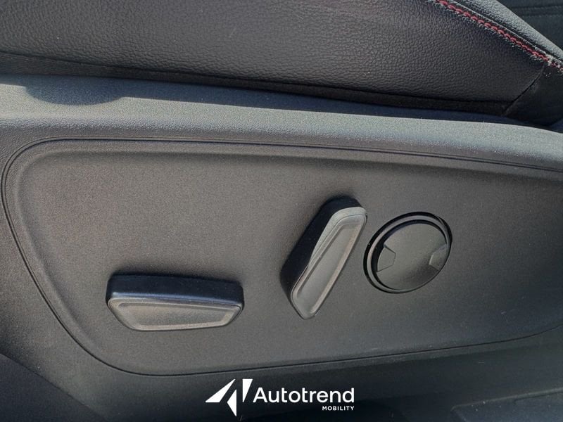 Ford Kuga  2.0 EcoBlue 150 CV AWD Automatica ST-Line