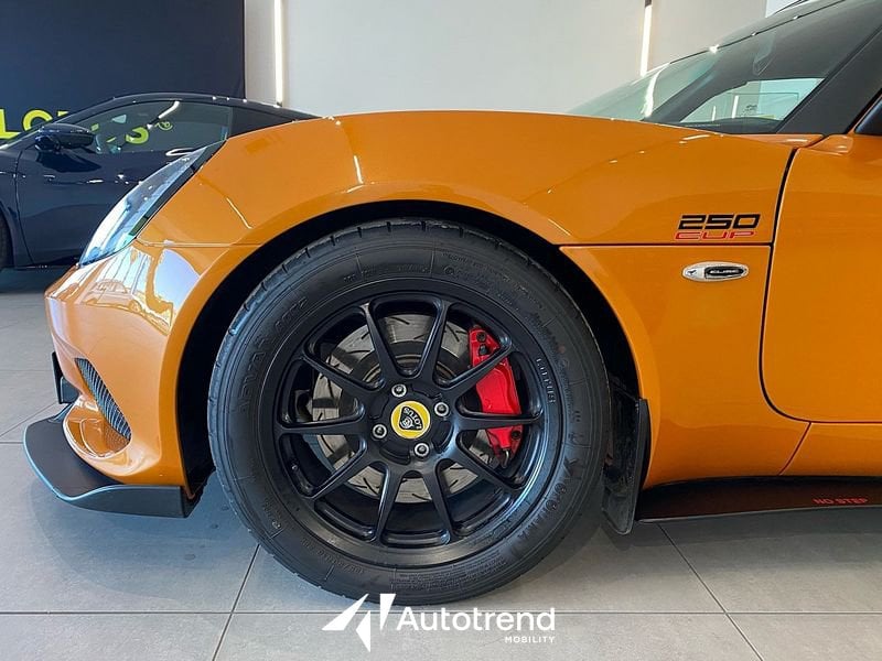 Lotus Elise  Cup 250 – Lotus Bari