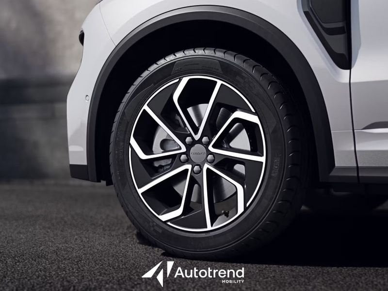 Lynk & Co 01  1.5 Plug-In 280 CV Automatica NAVI LED Core