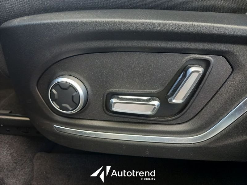 Lynk & Co 01  MY22 1.5 Plug-In Hybrid 261 CV Automatica NAVI TETTO LED