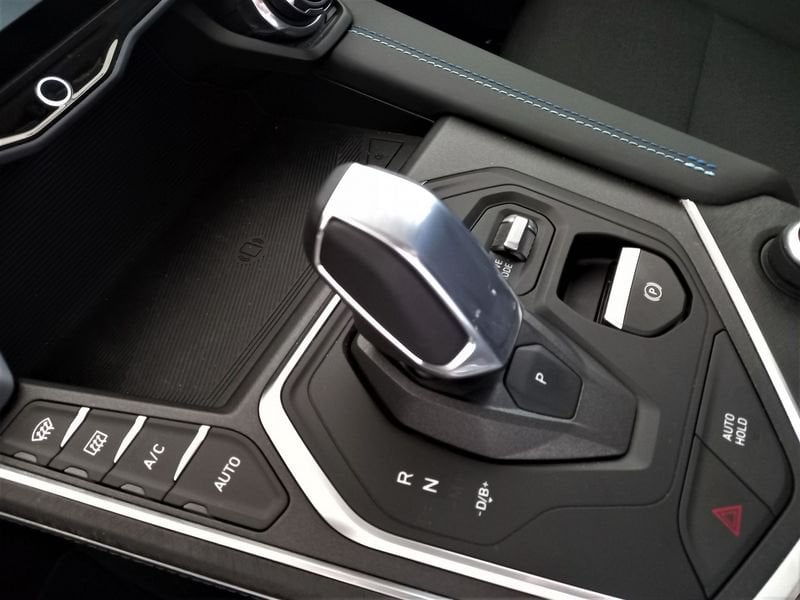 Lynk & Co 01  MY22 PHEV 1.5 Plug-In Hybrid 261 CV Automatica NAVI TETTO LED