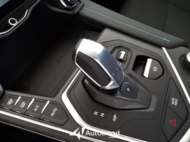 Lynk & Co 01  MY23 1.5 Plug-In Hybrid 261 CV Automatica NAVI TETTO LED