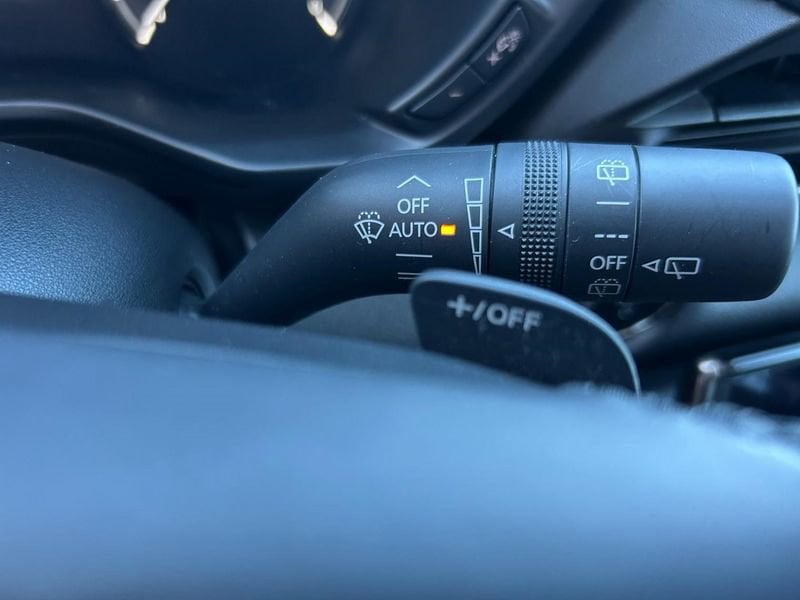 Mazda MX-30  e-Skyactiv 170 CV Plug-In R-EV Makoto