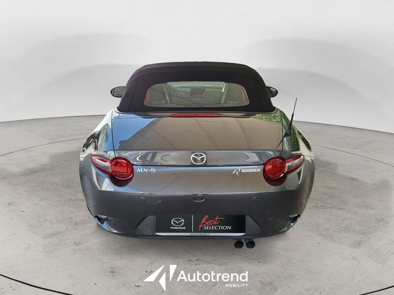 Mazda MX-5  1.5L Skyactiv-G 132 CV Soft Top Roadster Exclusive-Line