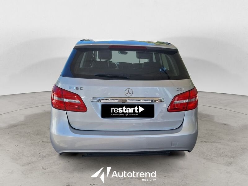 Mercedes-Benz   180 CDI 109 CV NAVI Premium