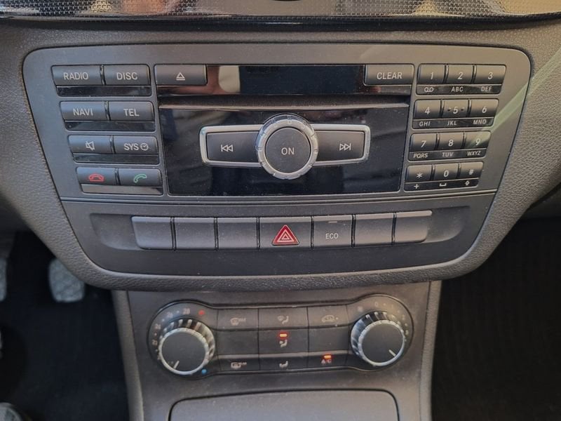 Mercedes-Benz   180 CDI 109 CV NAVI Premium