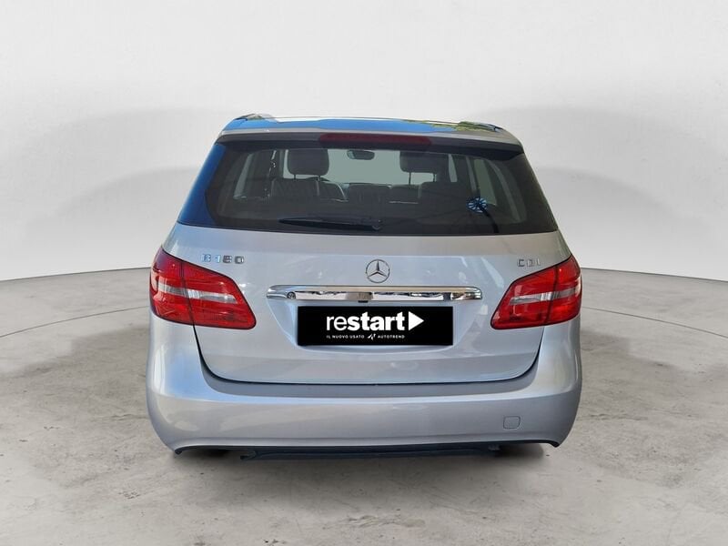Mercedes-Benz   180 CDI 109 CV NAVI Premium