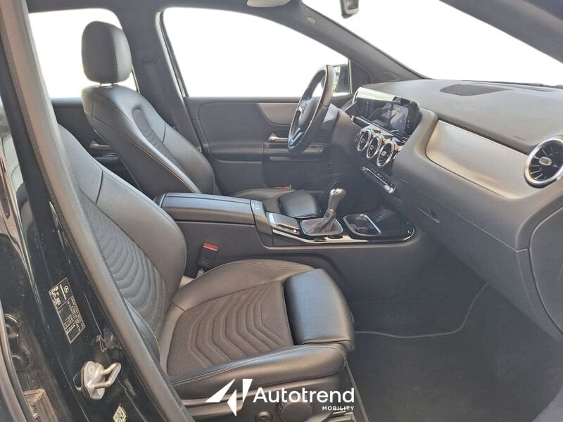 Mercedes-Benz   180d 116 CV NAVI LED Business Extra