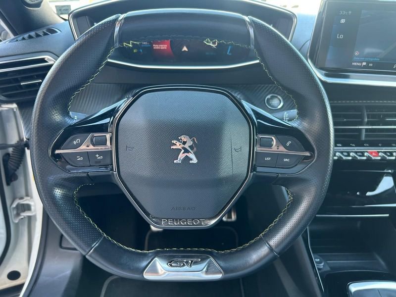 Peugeot 2008  PureTech 130 CV GT Line NAVI LED S&S