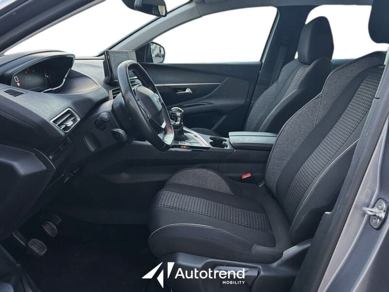 Peugeot 3008  BlueHDi 130 CV NAVI LED Active Business S&S