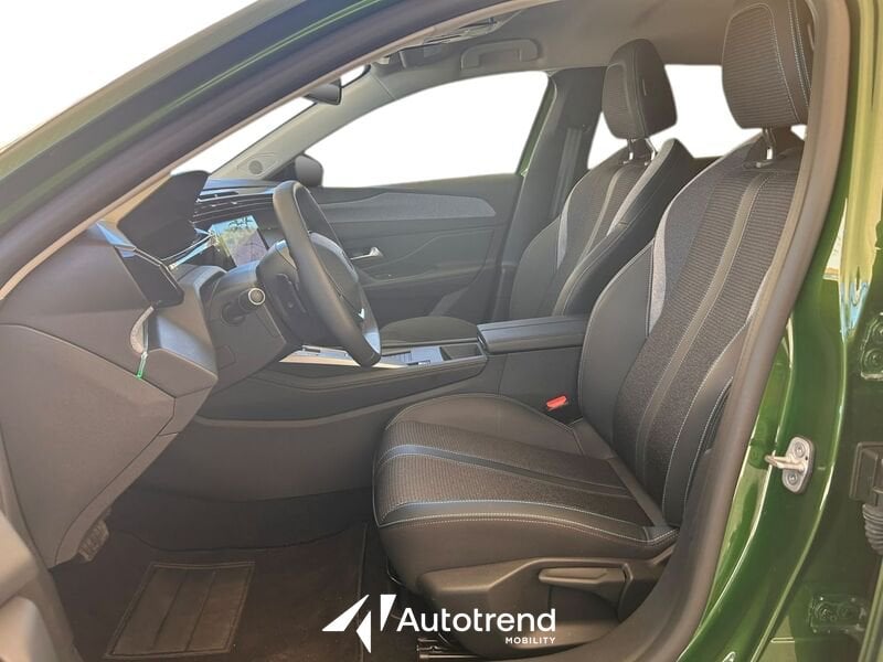 Peugeot 308  Hybrid 136 CV Automatica e-DCS6 NAVI LED Allure