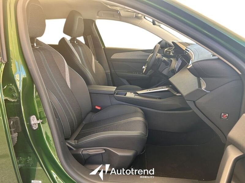 Peugeot 308  Hybrid 136 CV Automatica e-DCS6 NAVI LED Allure