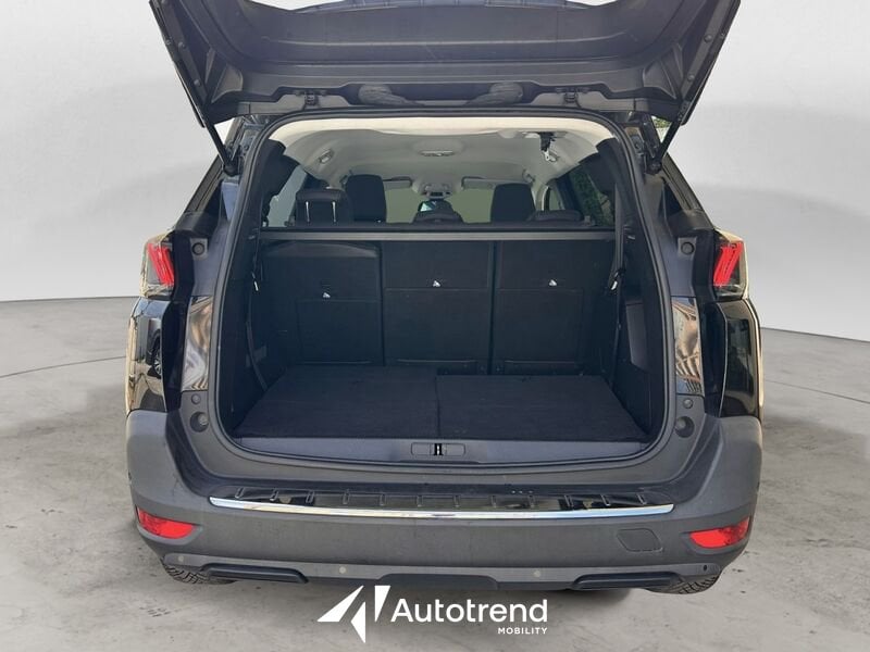 Peugeot 5008  BlueHDi 130 CV Automatica 7 Posti NAVI LED Allure EAT8 S&S