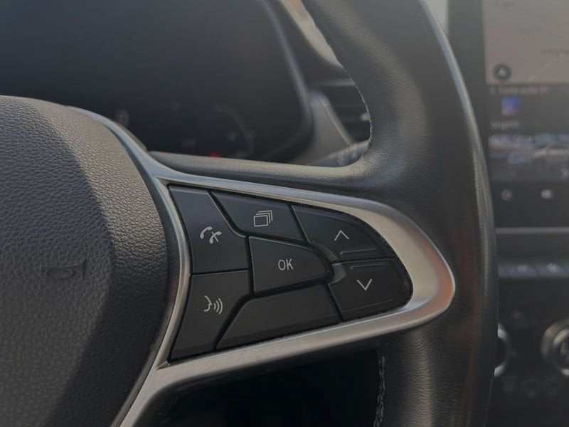 Renault   1.6 E-Tech Full Hybrid 145 CV Intens