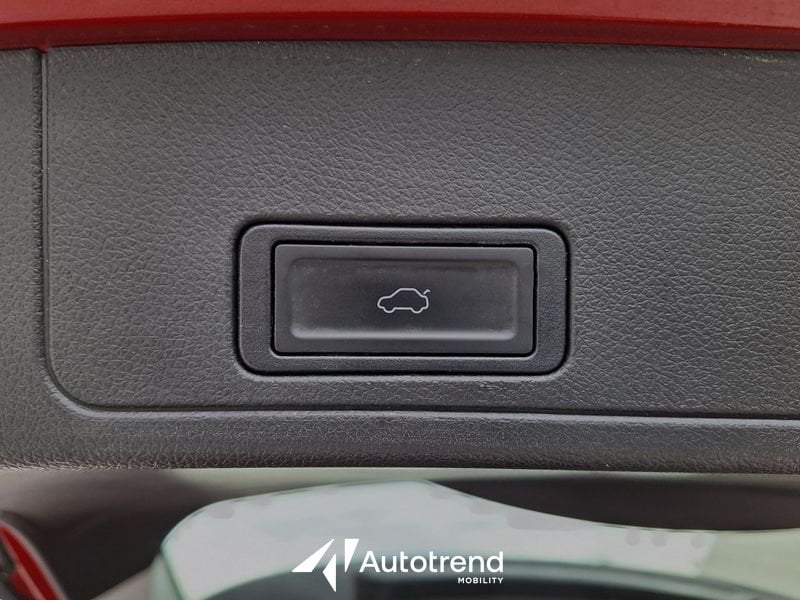 Sportequipe Sportequipe 8  1.5 Turbo Plug-in Hybrid 317 CV Automatica DHT 7 Posti