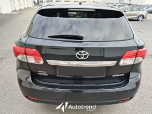 Toyota Avensis  2.2 D-CAT 150 CV Automatica Lounge in Conto Vendita