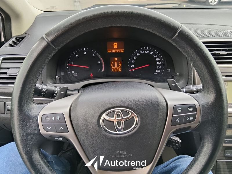 Toyota Avensis  2.2 D-CAT 150 CV Automatica Lounge in Conto Vendita