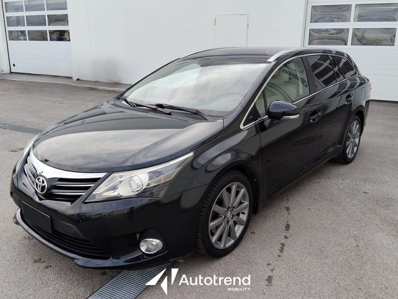 Toyota Avensis  2.2 D-CAT 150 CV Automatica Lounge in Conto Vendita